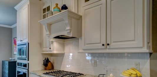 חנות מוצרי חשמל