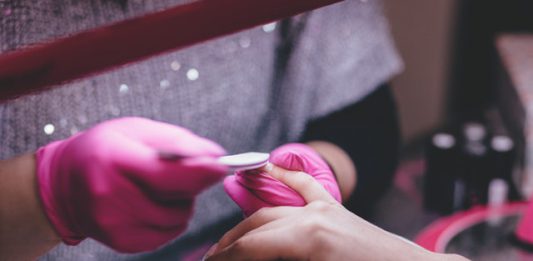 קורס לק ג'ל – מה לומדים?