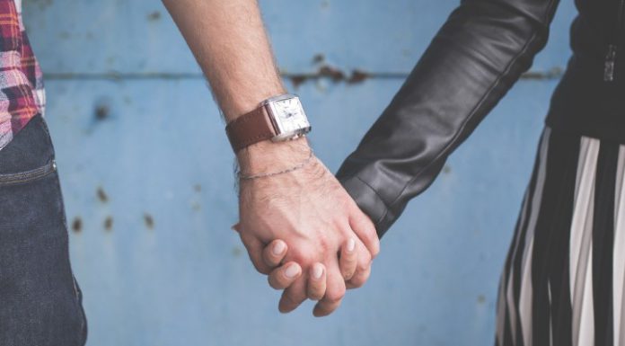 תקשורת זוגית מקרבת