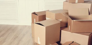 moving-home-with-cardboard-boxes_144627-20352