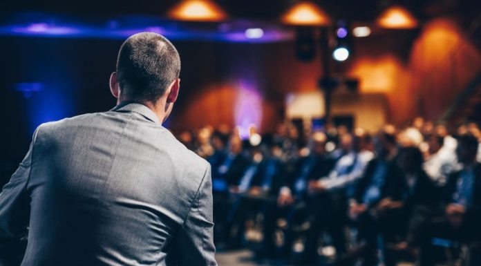 יונתן ברק סטנדאפ