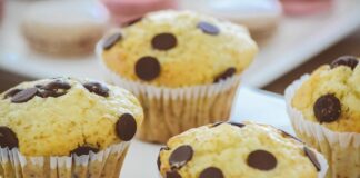 שולחן קינוחים